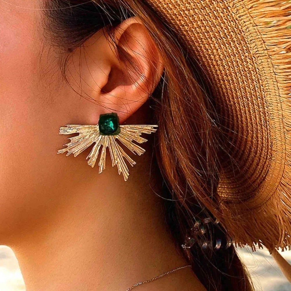 2/$30🌵 Vintage Style Gold Square Green Stone Earrings Gold Burst Art Deco NEW